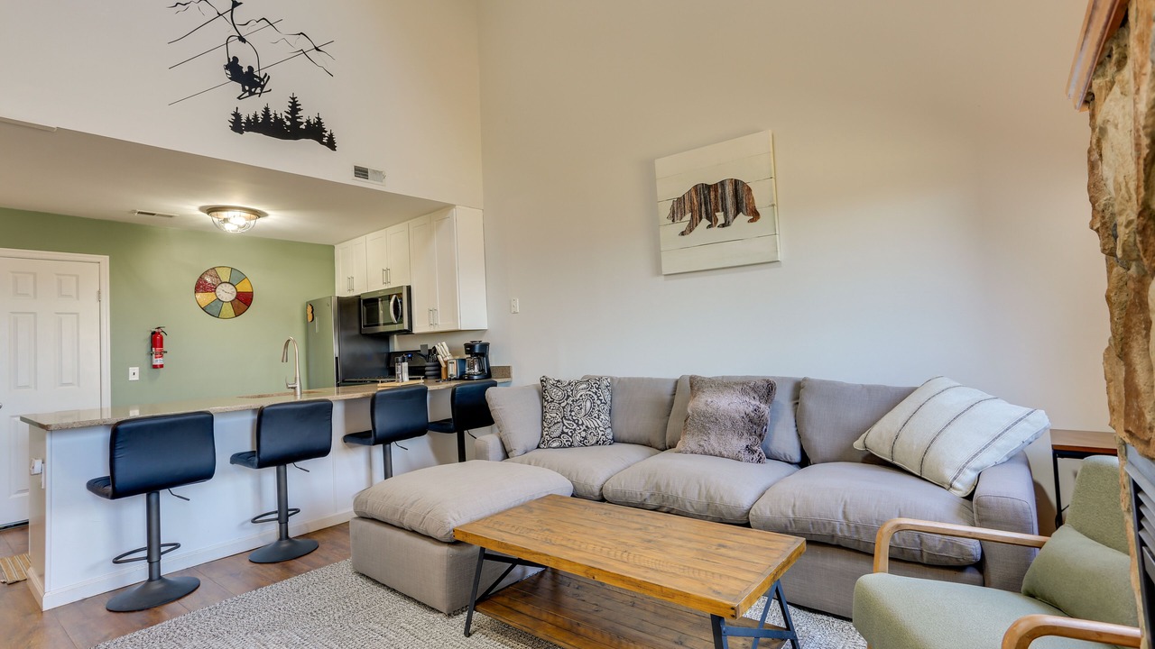 Photo of Livingroom in Vernon