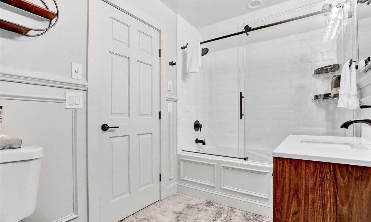 Photo of Bathroom in Lambertville
