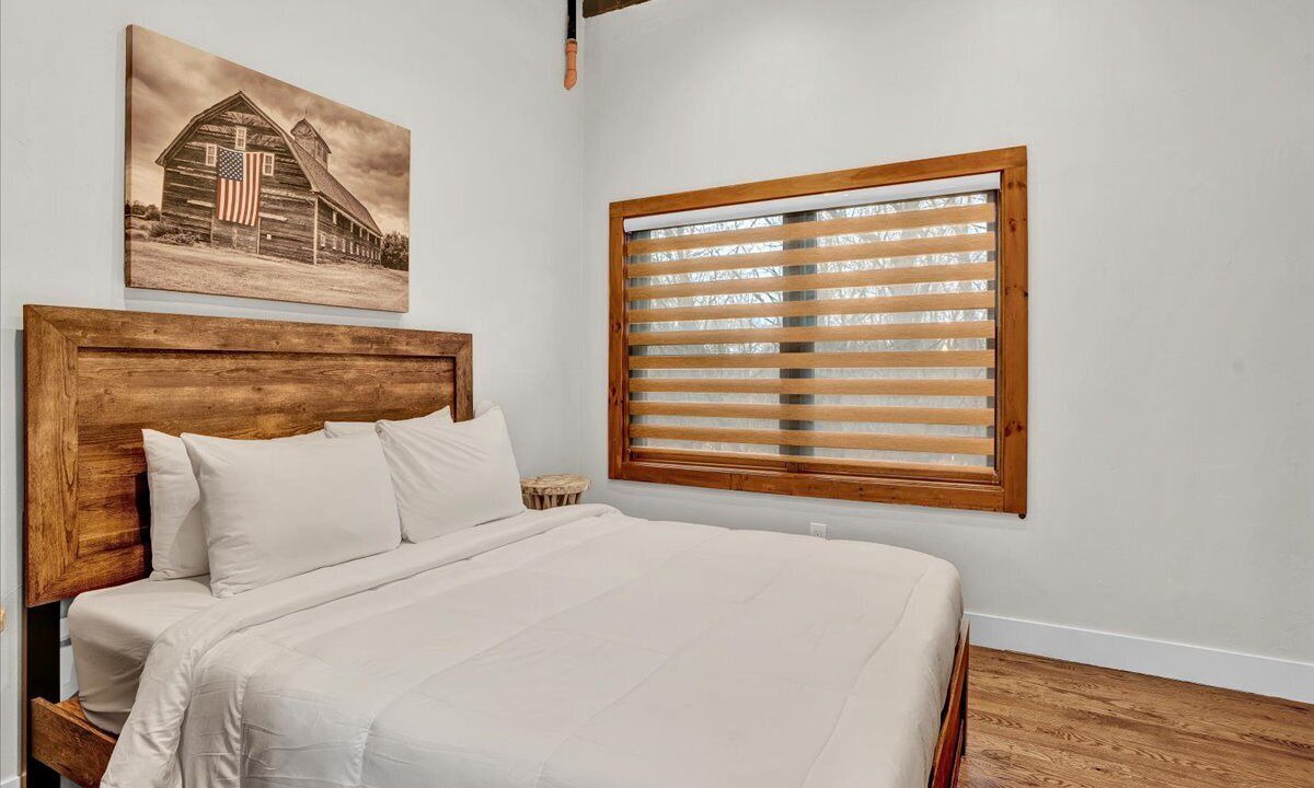 Photo of Bedroom in Lambertville