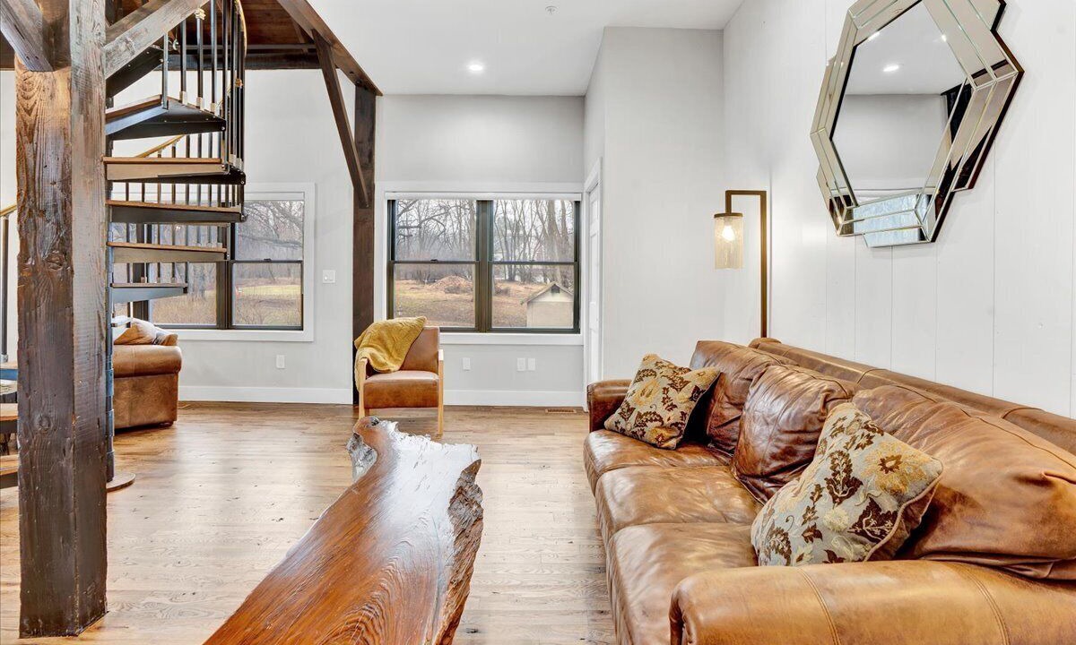 Photo of Livingroom in Lambertville