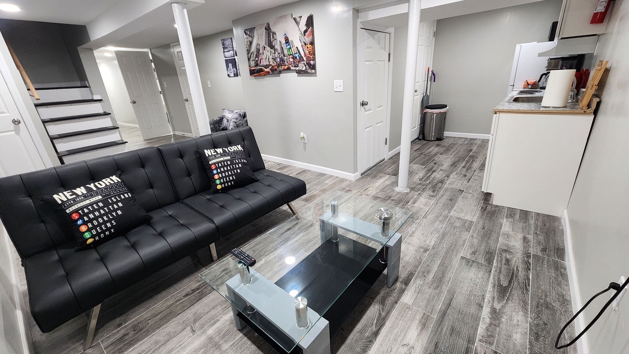 Photo of Livingroom in Irvington
