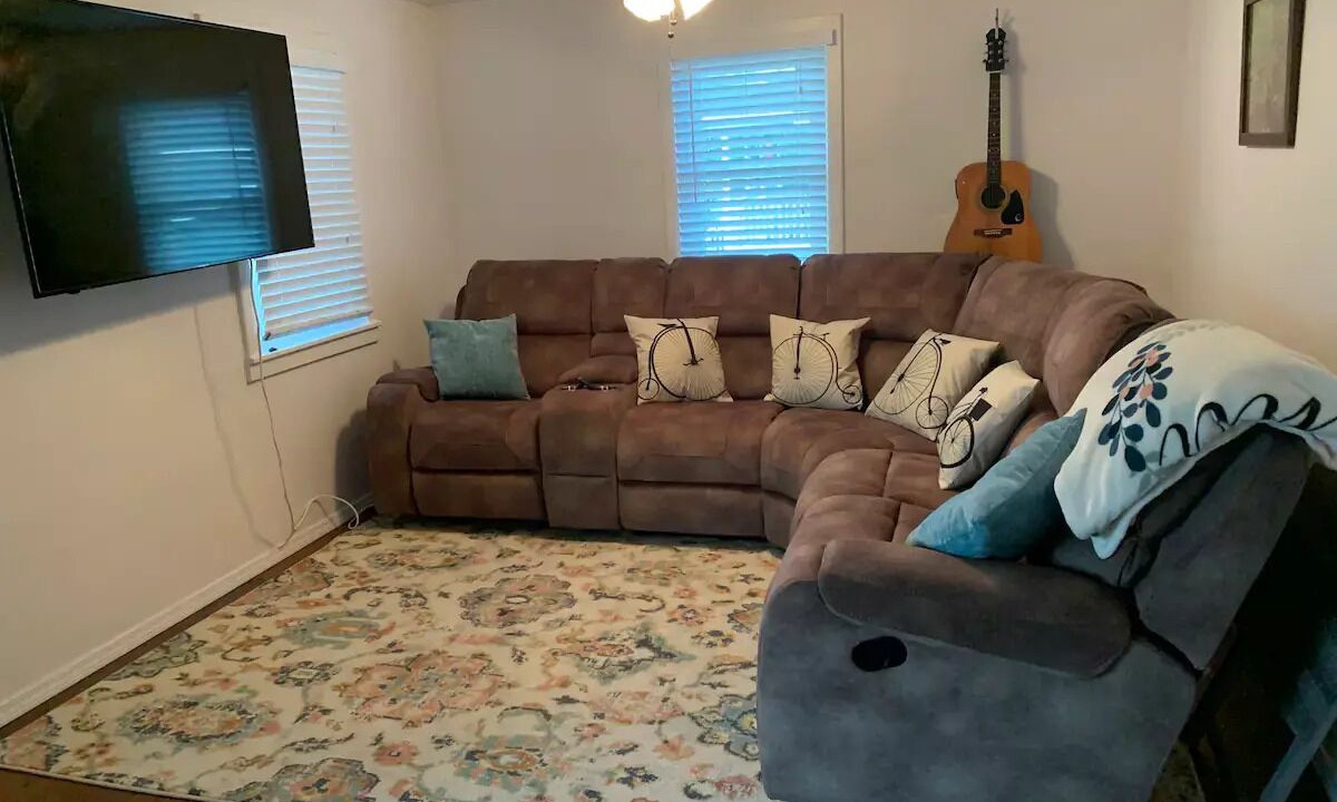 Photo of Livingroom in Confluence