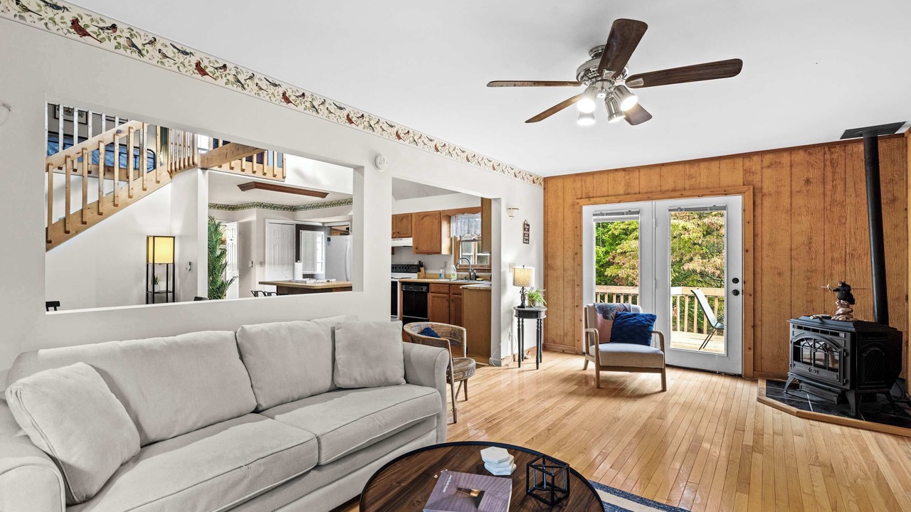Photo of Livingroom in Great Cacapon