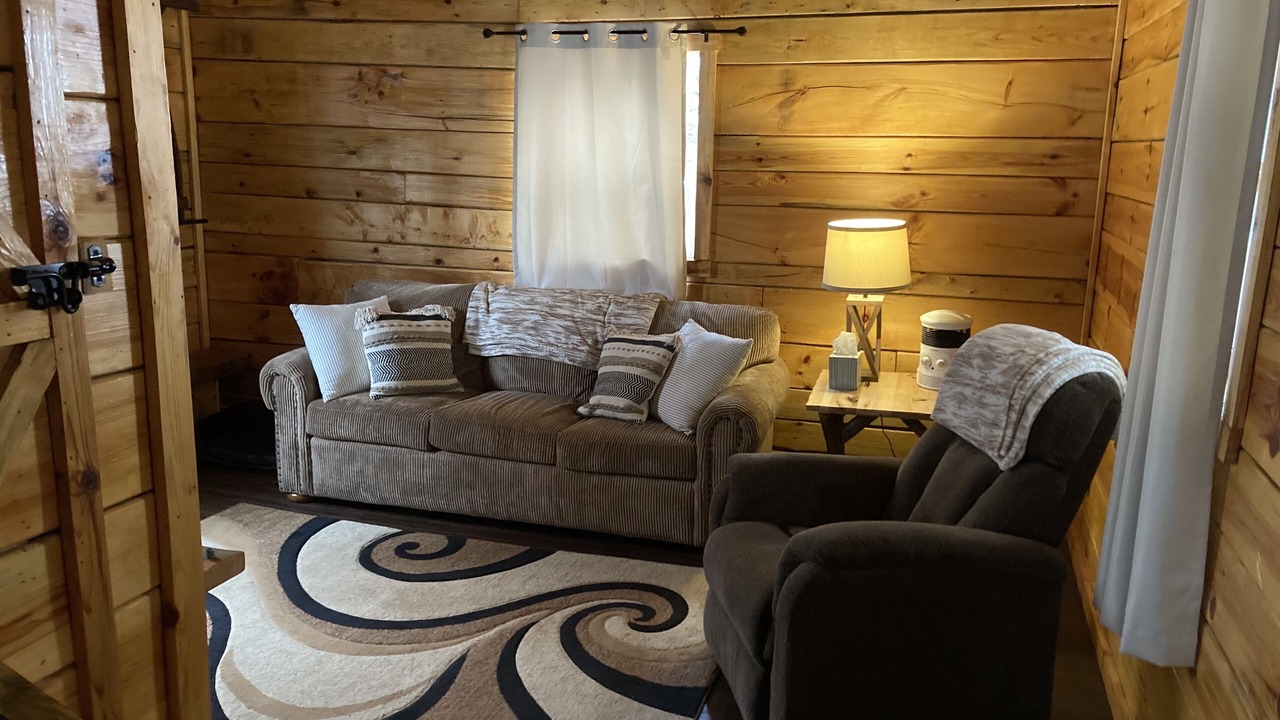 Photo of Livingroom in Brookville