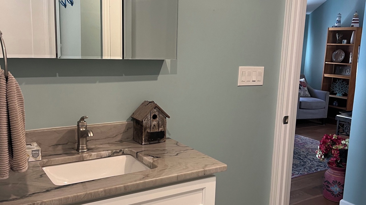 Photo of Bathroom in Wall