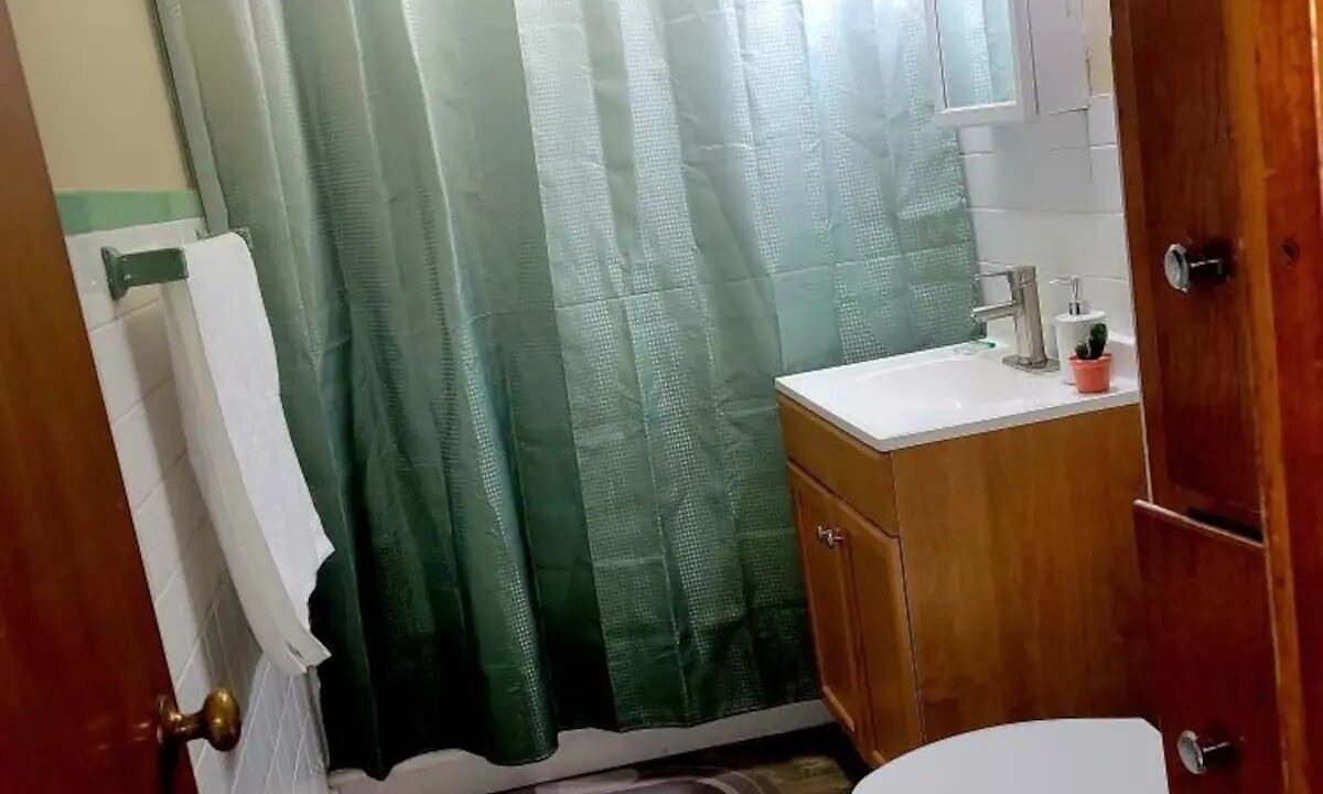 Photo of Bathroom in Emporium