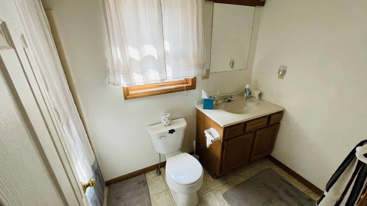 Photo of Bathroom in Riddlesburg
