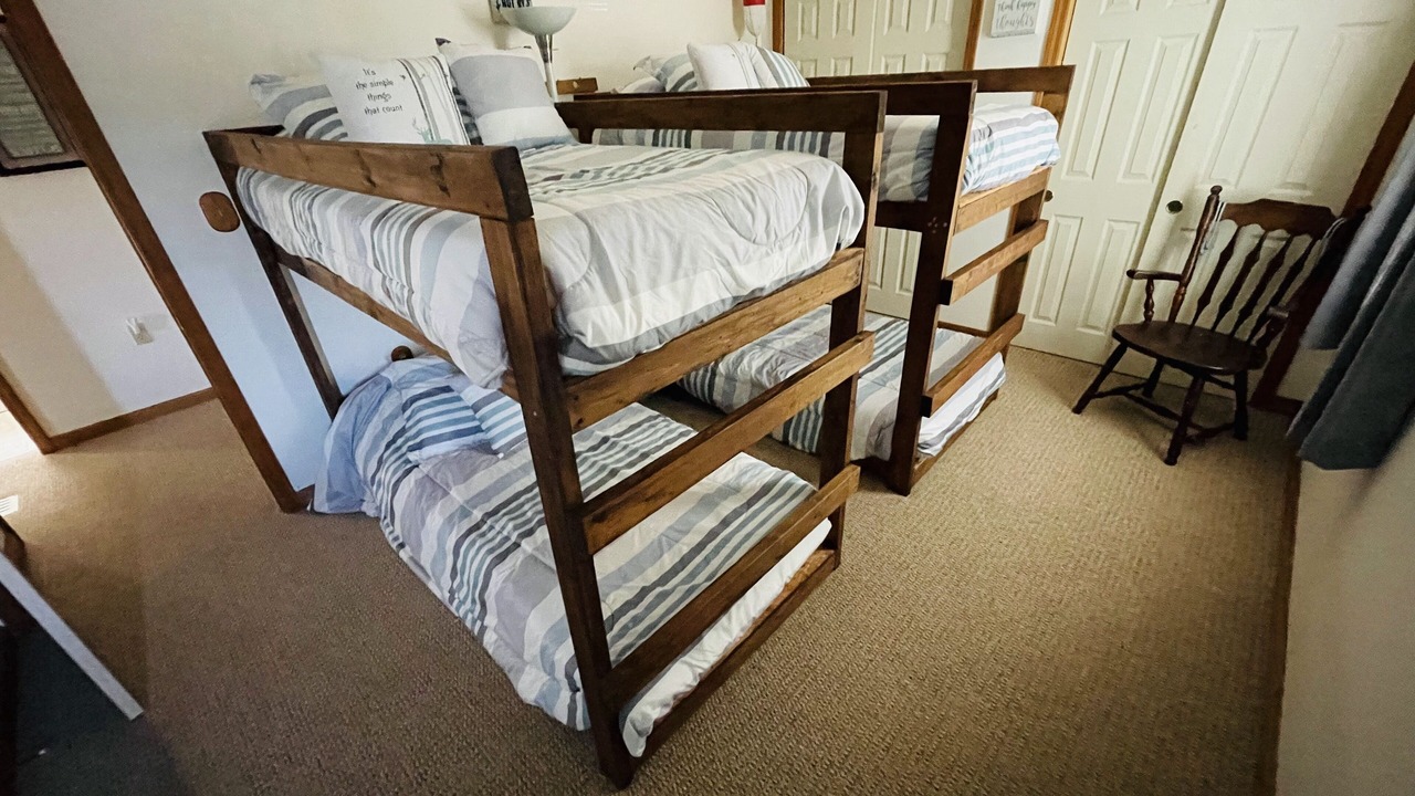 Photo of Bedroom in Riddlesburg