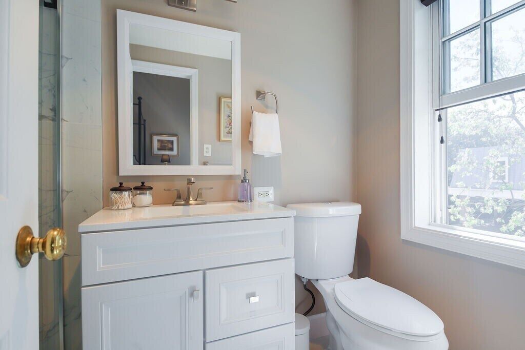 Photo of Bathroom in Old Town Alexandria