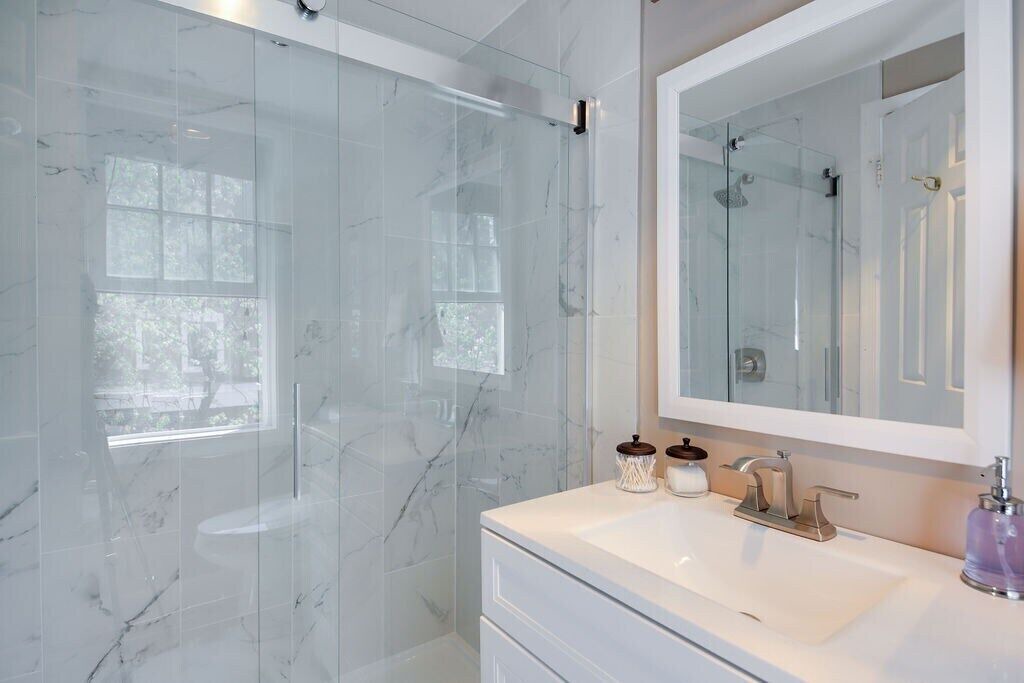 Photo of Bathroom in Old Town Alexandria
