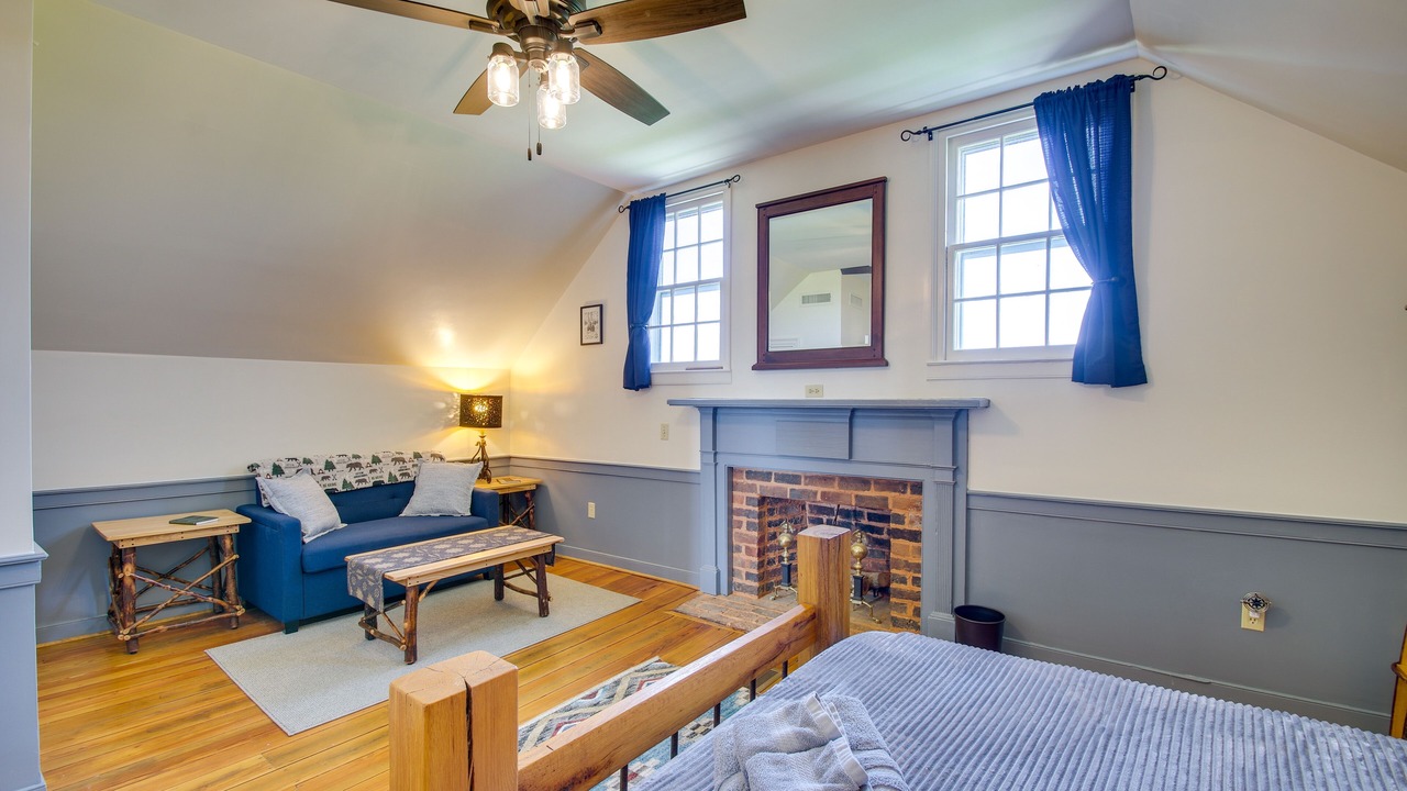 Photo of Bedroom in Appomattox