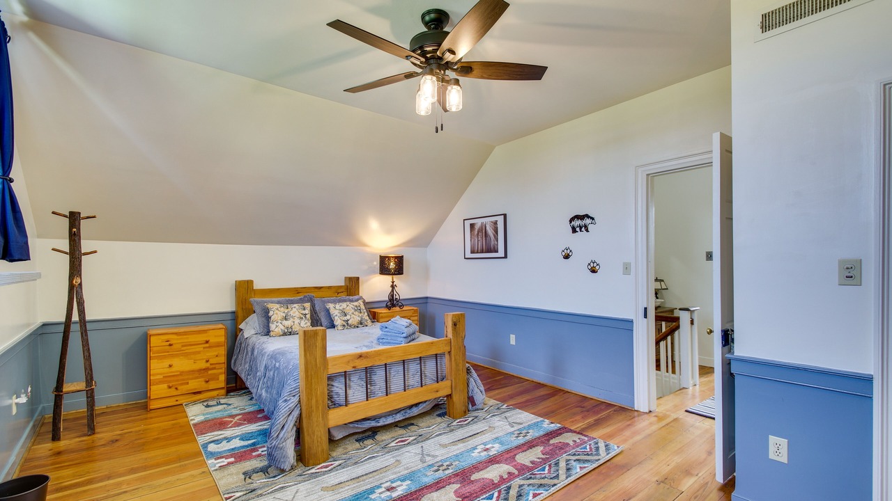 Photo of Bedroom in Appomattox