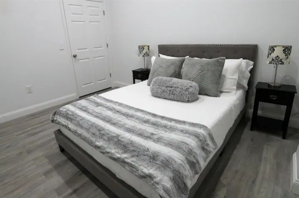 Photo of Bedroom in Downtown Historic District
