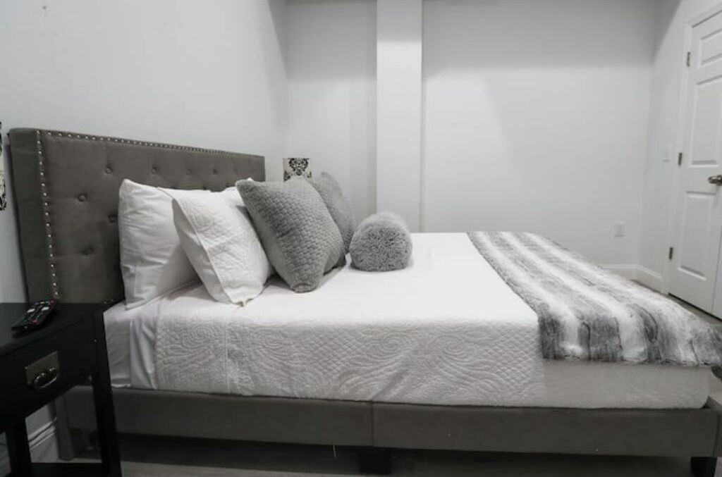 Photo of Bedroom in Downtown Historic District