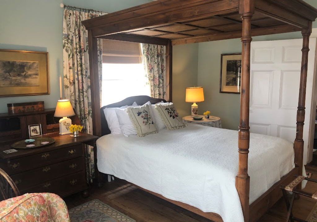 Photo of Bedroom in Middleburg