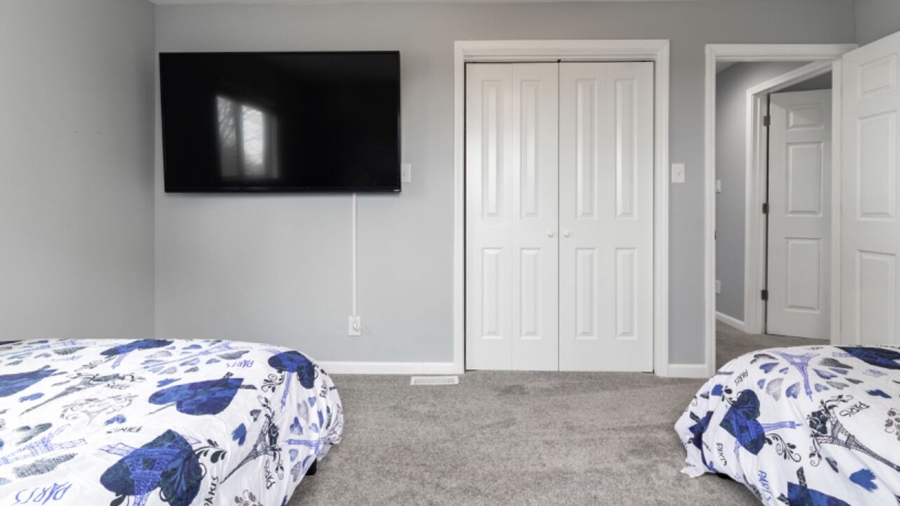 Photo of Bedroom in Monroeville