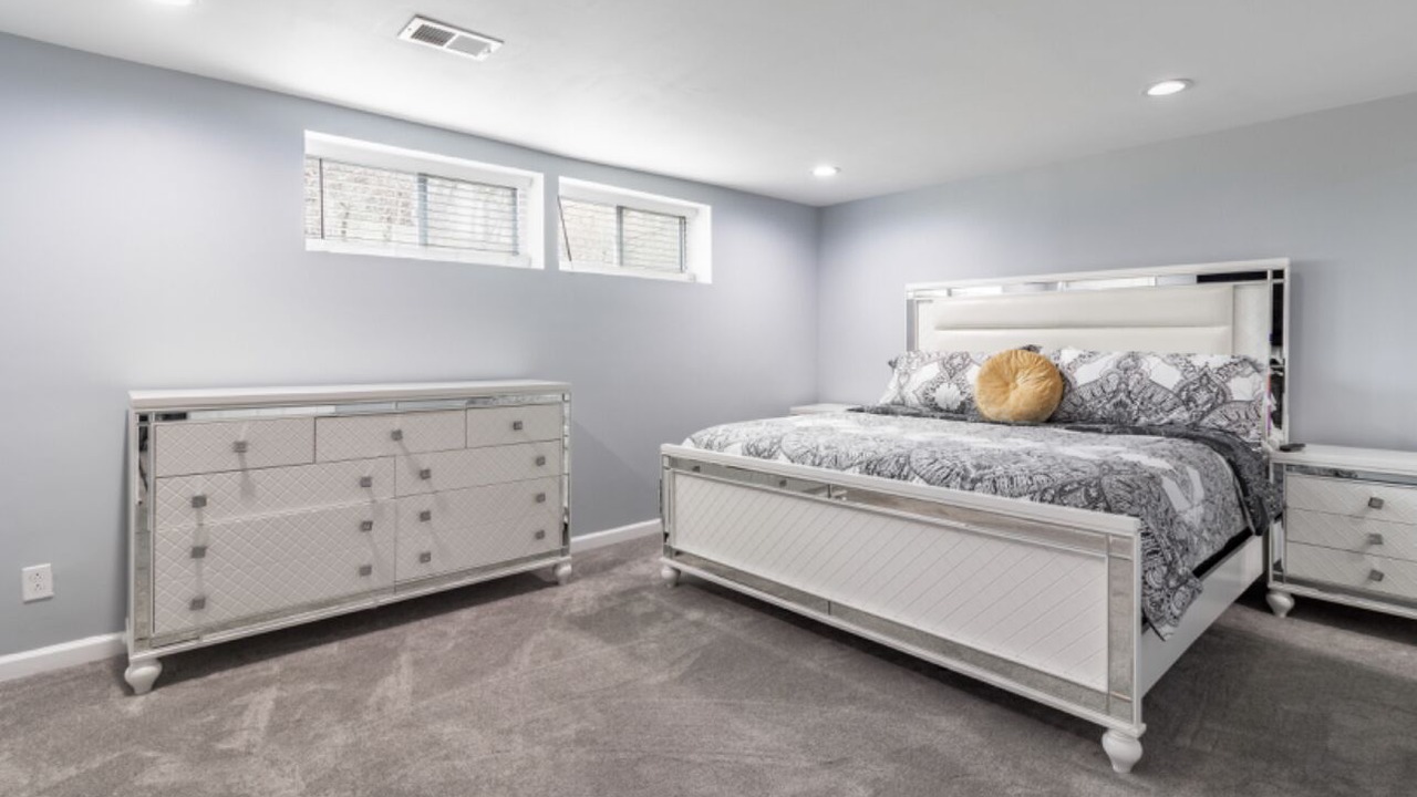 Photo of Bedroom in Monroeville