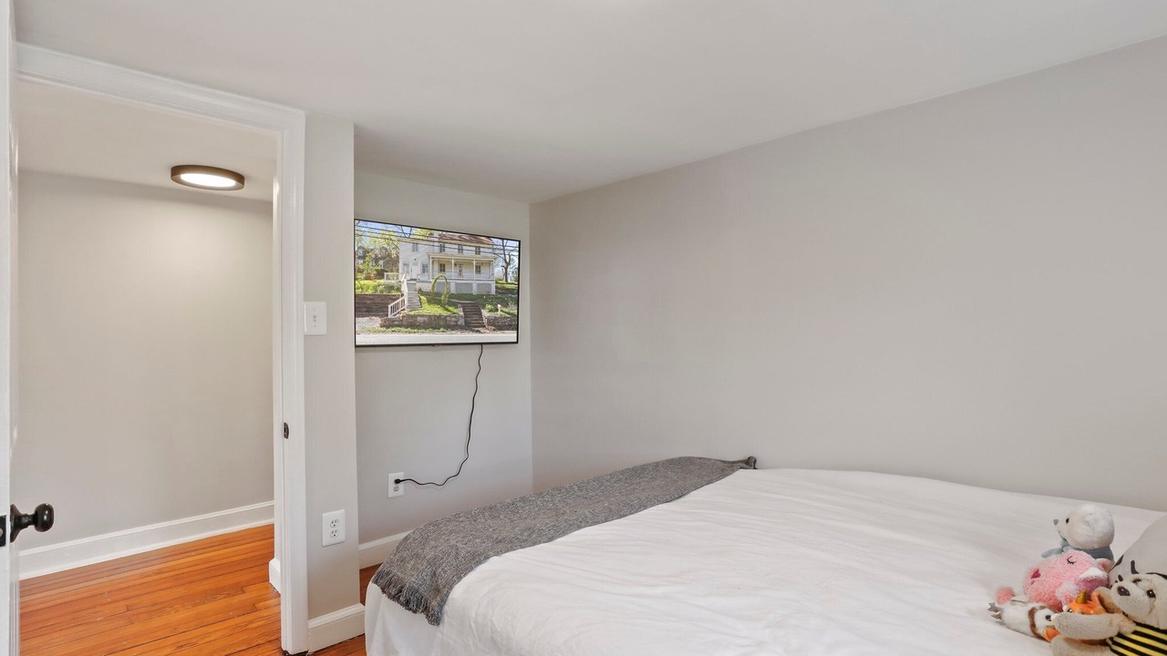 Photo of Bedroom in Shepherdstown