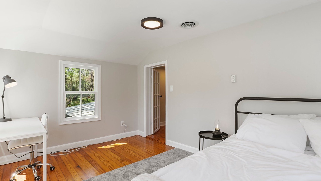 Photo of Bedroom in Shepherdstown