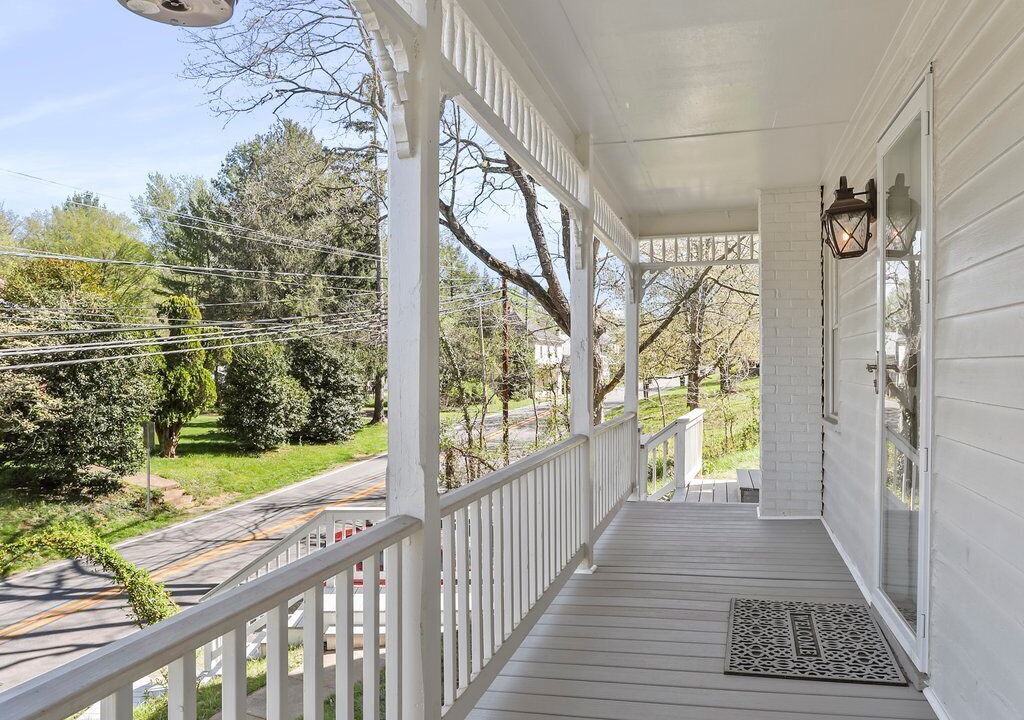 Photo of Patio Balcony in Shepherdstown