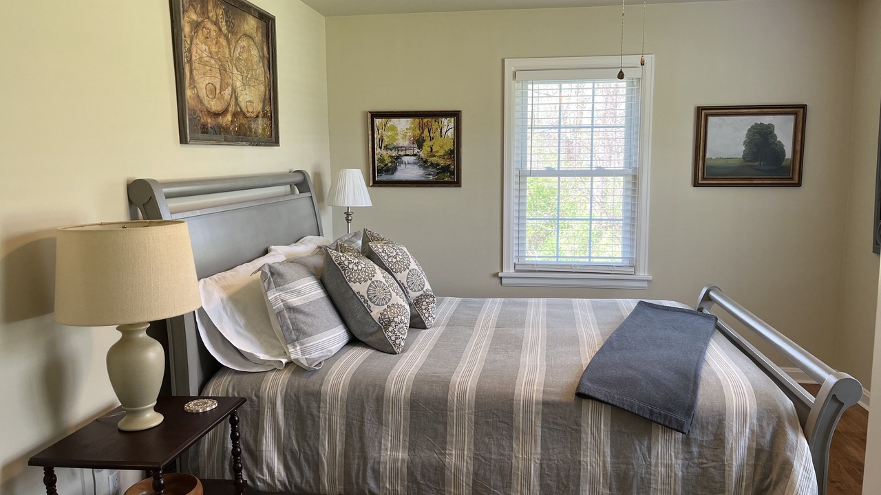 Photo of Bedroom in Ligonier