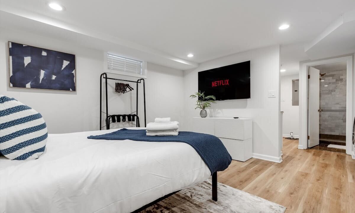 Photo of Bedroom in Southwest Quadrant