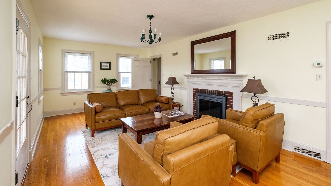 Photo of Livingroom in Harrisonburg
