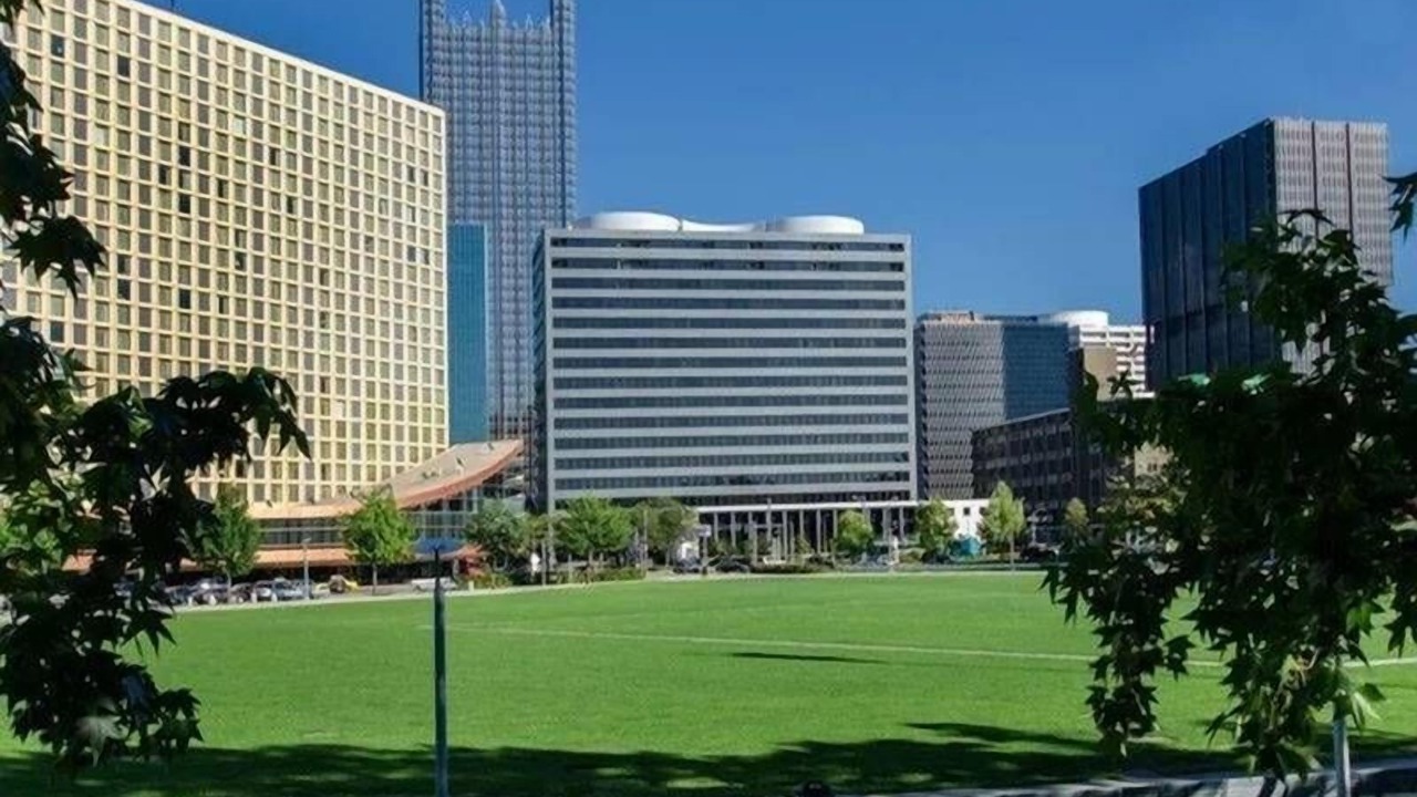 Photo of Others in Downtown Pittsburgh