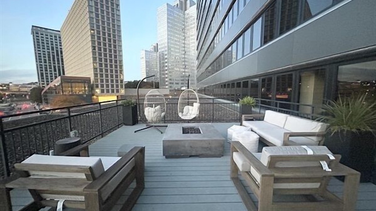 Photo of Patio Balcony in Downtown Pittsburgh