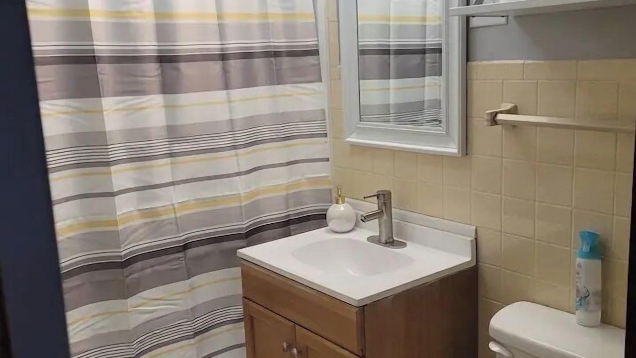 Photo of Bathroom in Emporium