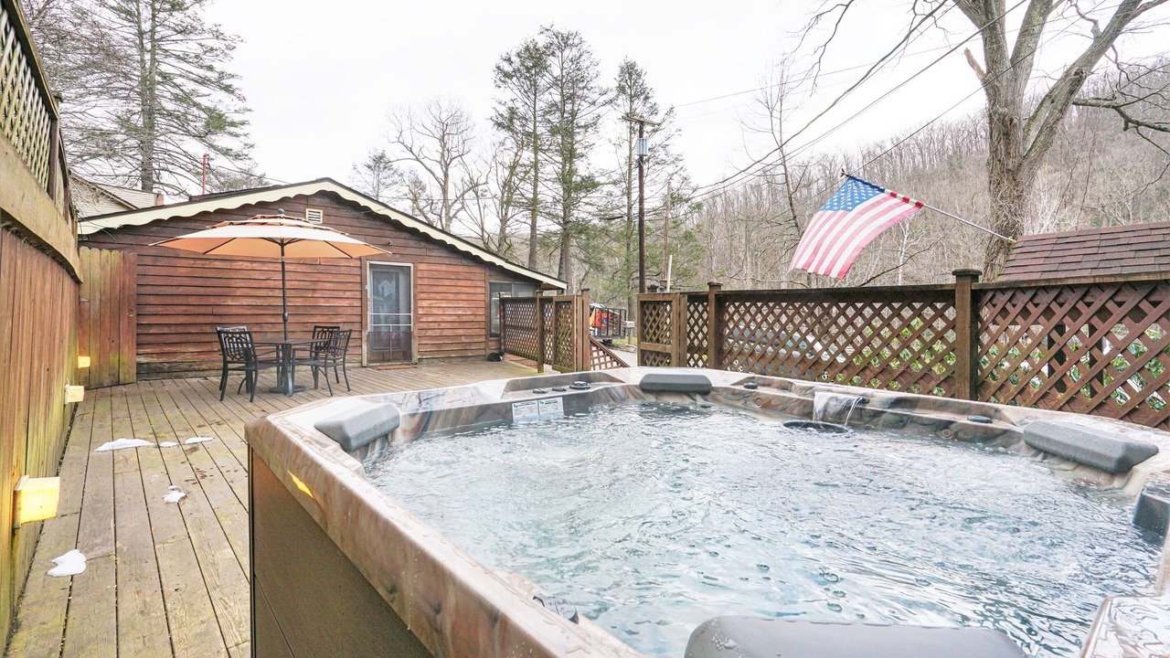 Photo of Patio Balcony in Elkins