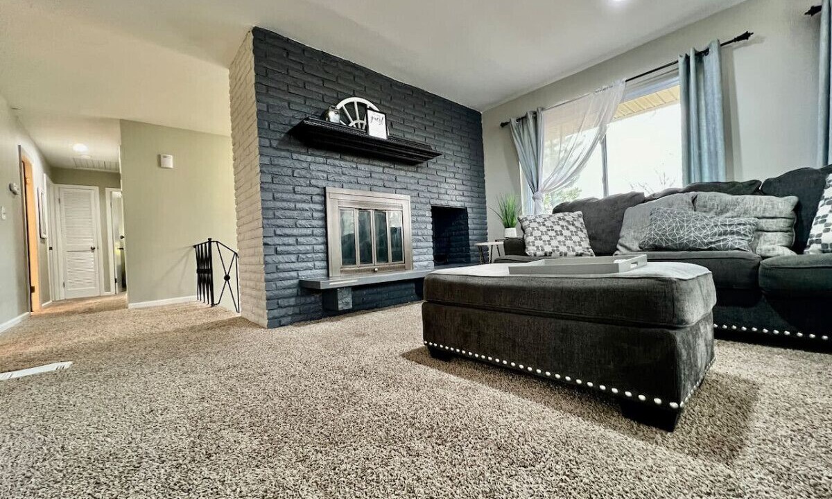 Photo of Livingroom in Colerain Township