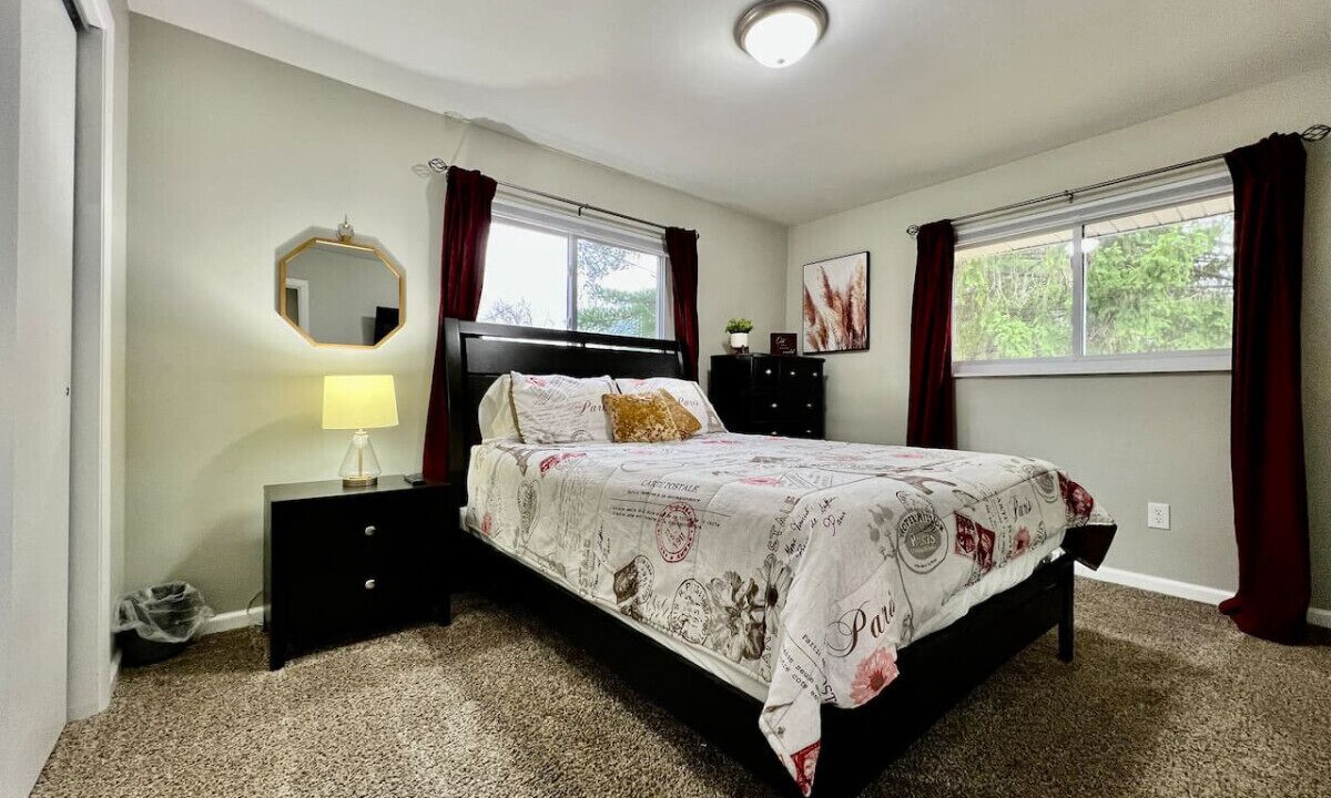 Photo of Bedroom in Colerain Township
