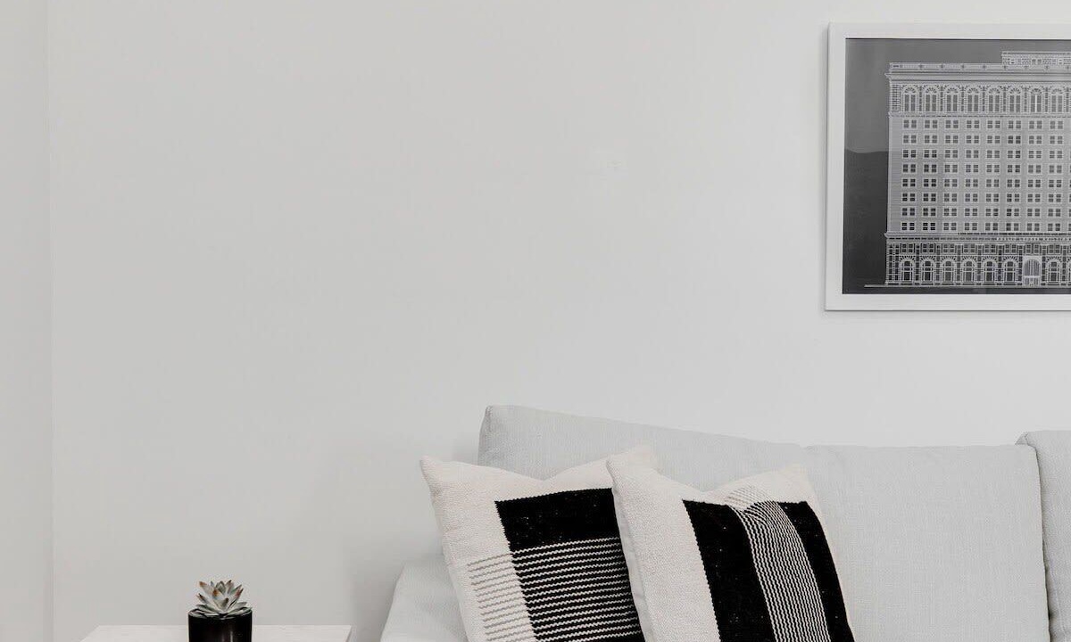 Photo of Livingroom in Center City East