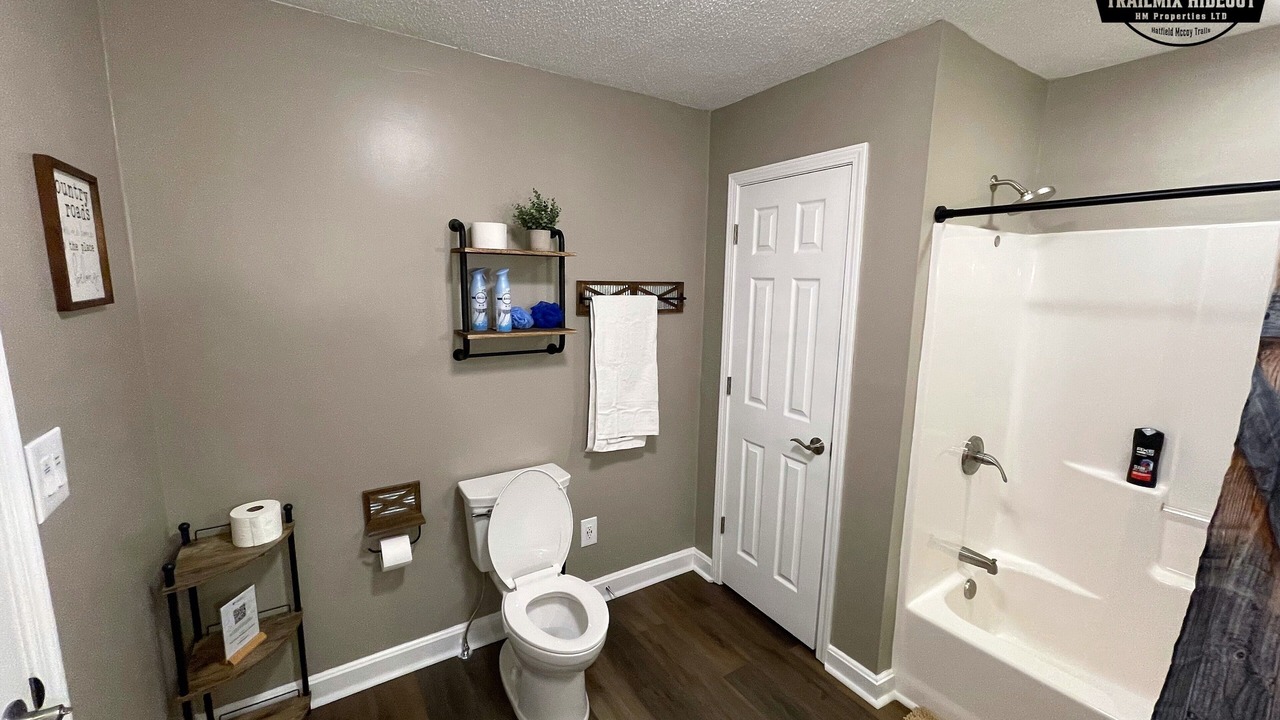 Photo of Bathroom in Matewan