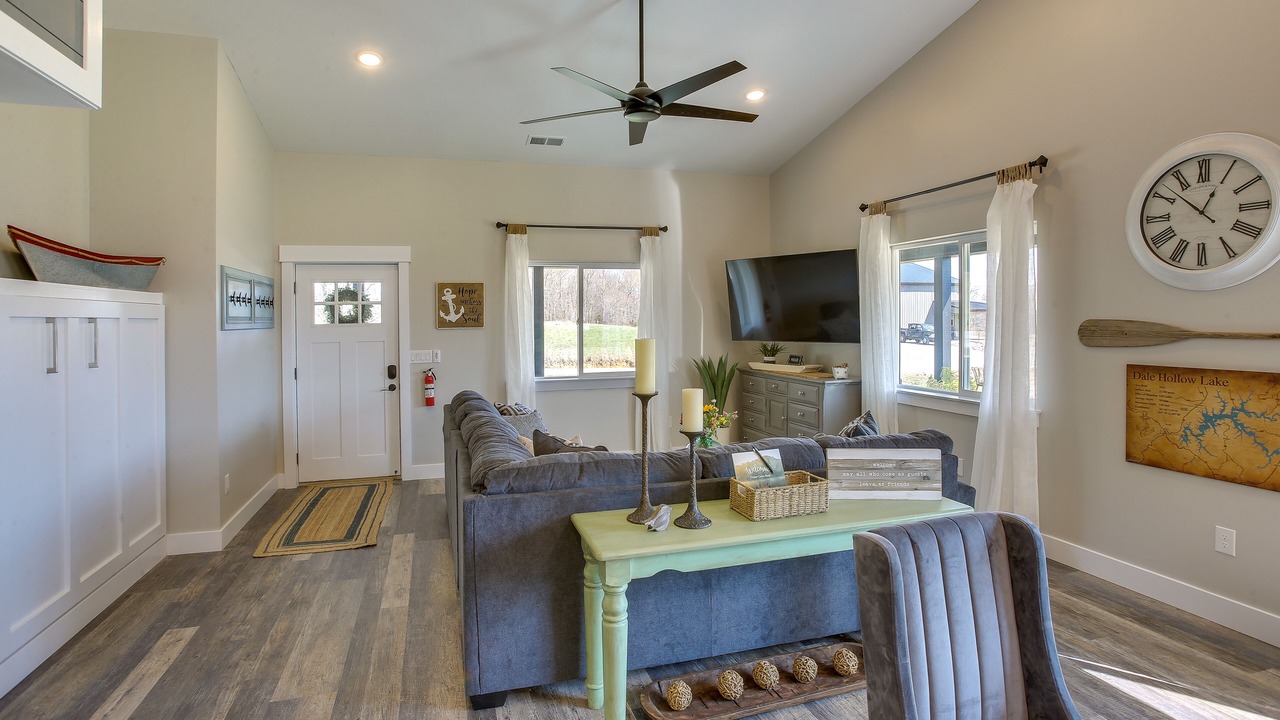 Photo of Bedroom in Byrdstown