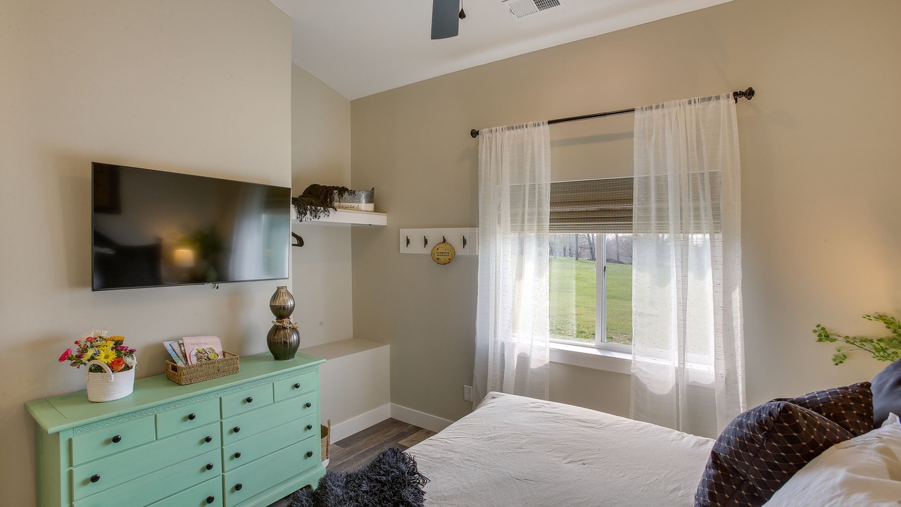 Photo of Bedroom in Byrdstown