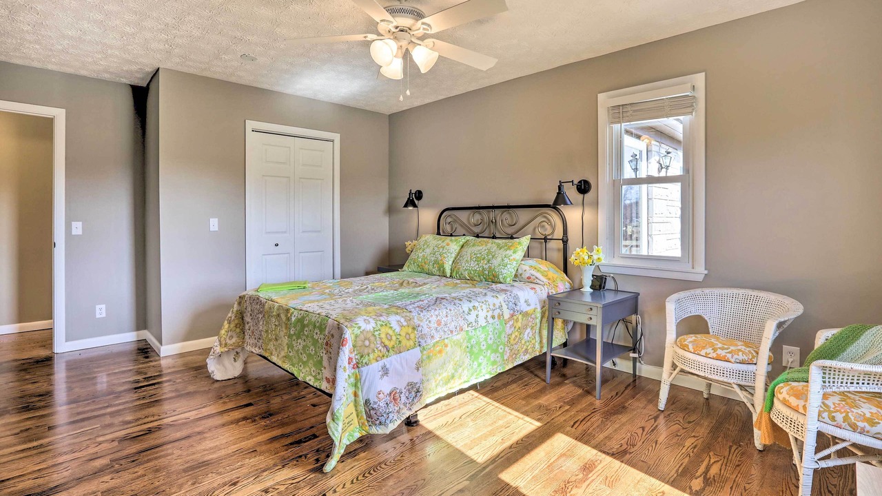 Photo of Bedroom in Monticello