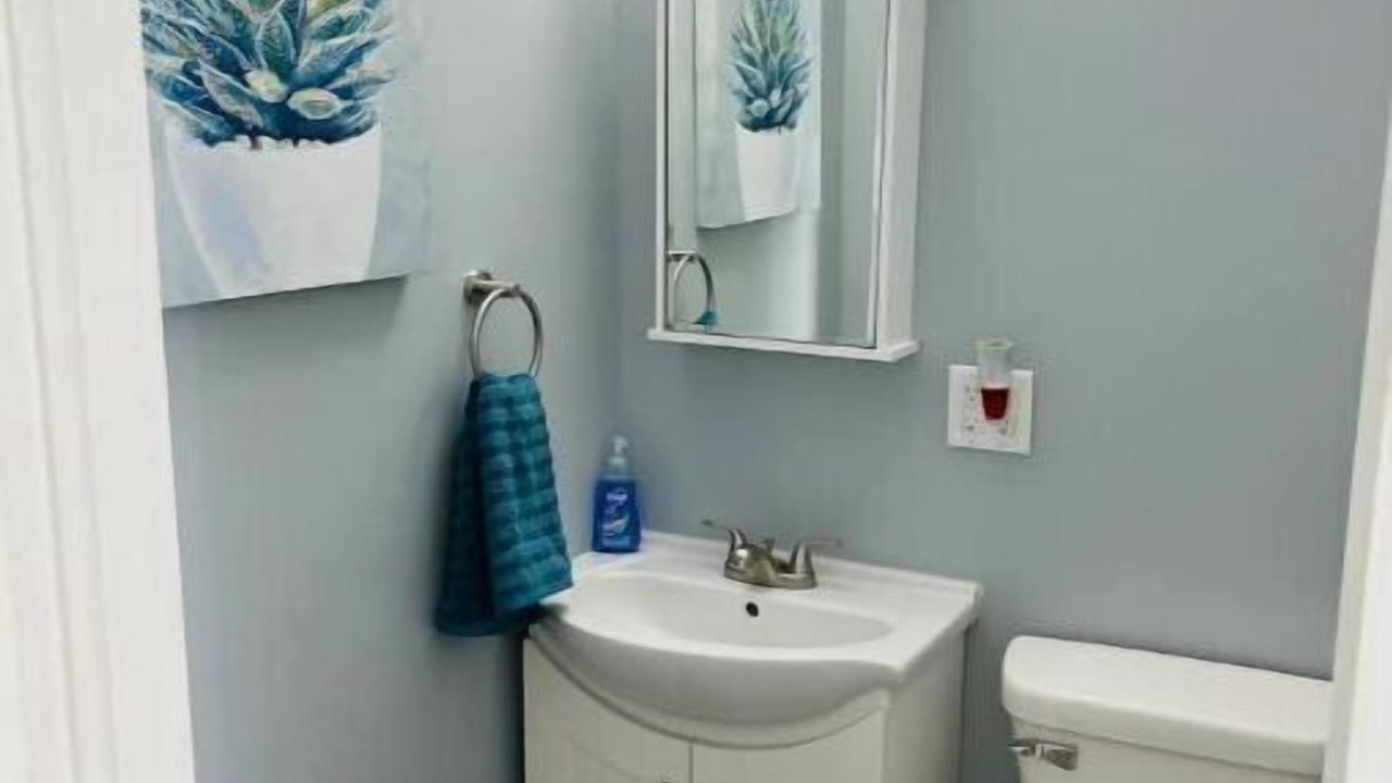 Photo of Bathroom in Port Clinton
