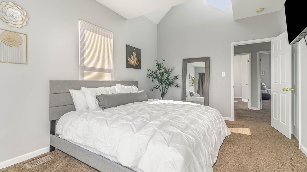 Photo of Bedroom in East Price Hill