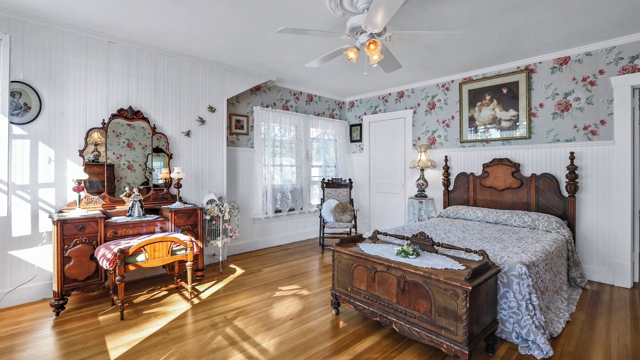 Photo of Bedroom in Orange Lake