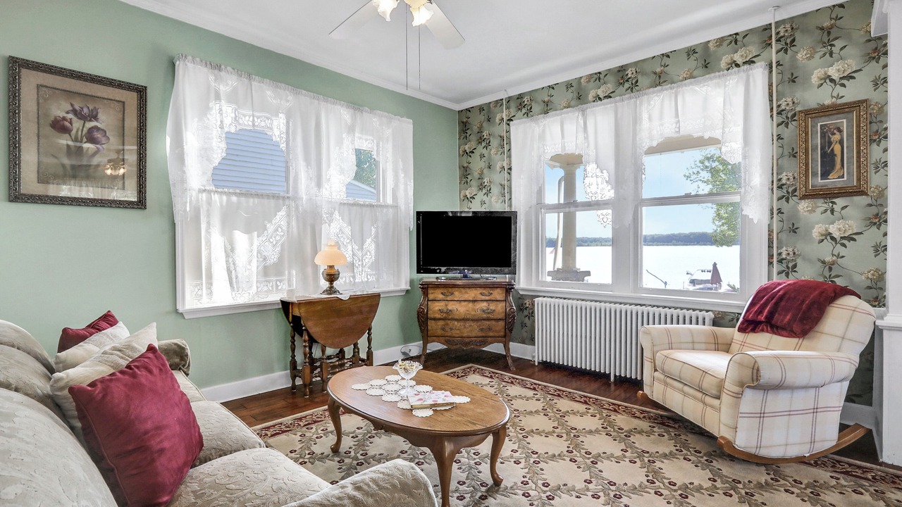 Photo of Livingroom in Orange Lake