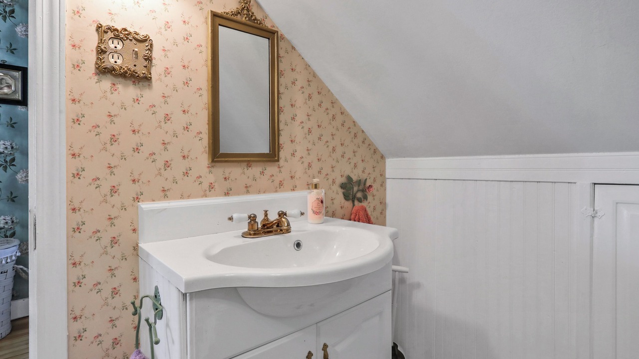 Photo of Bathroom in Orange Lake
