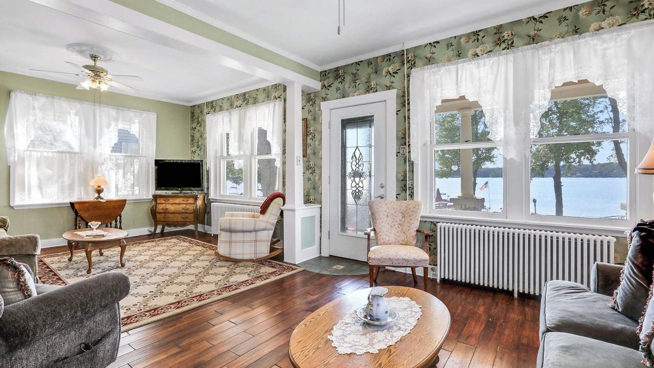 Photo of Livingroom in Orange Lake