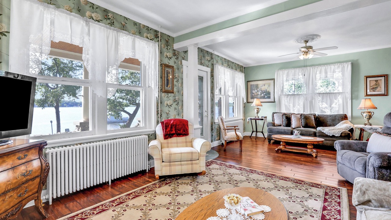 Photo of Livingroom in Orange Lake