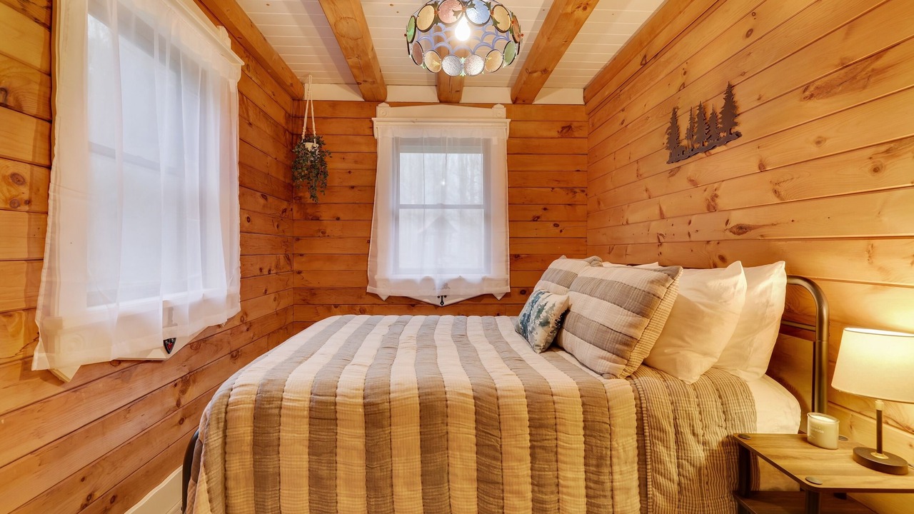 Photo of Bedroom in Honesdale
