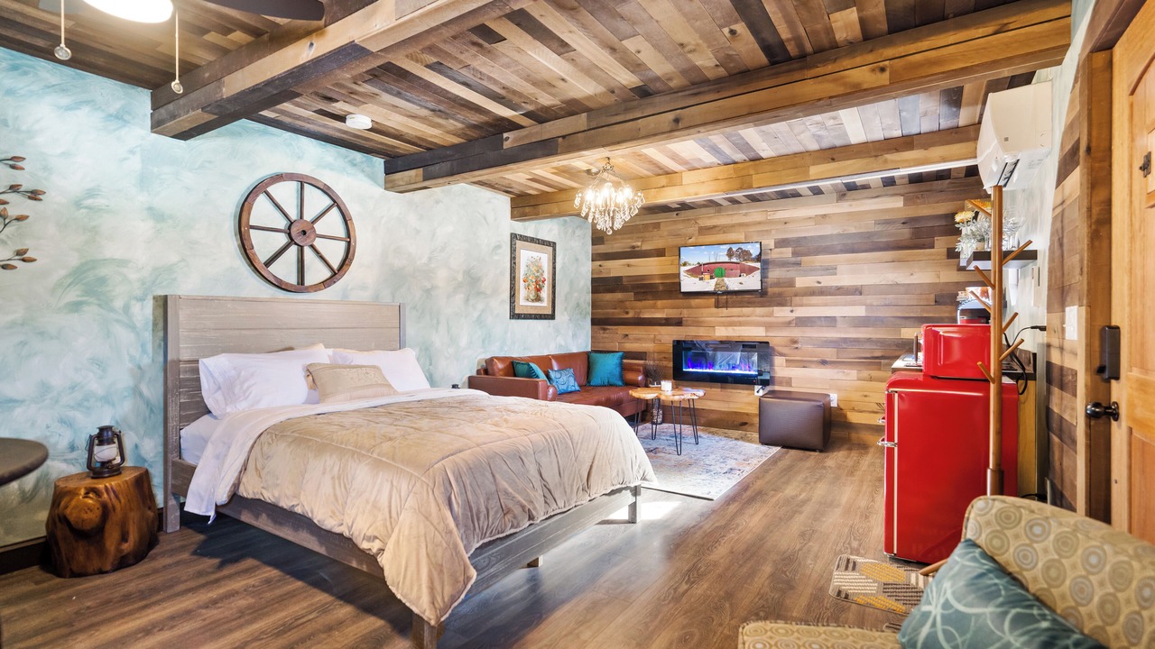 Photo of Bedroom in Creola