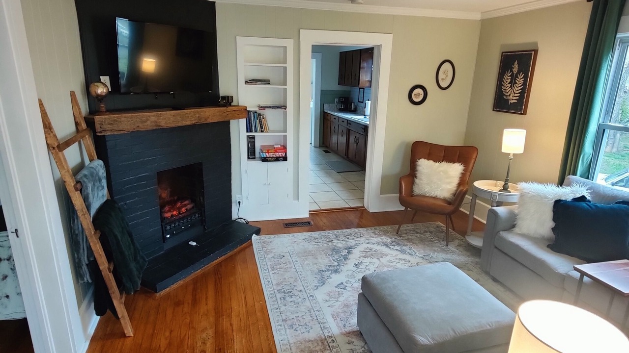 Photo of Livingroom in Greensburg