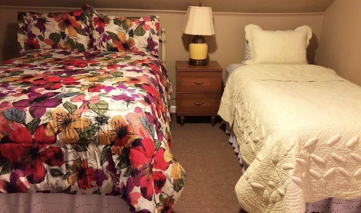 Photo of Bedroom in Austintown