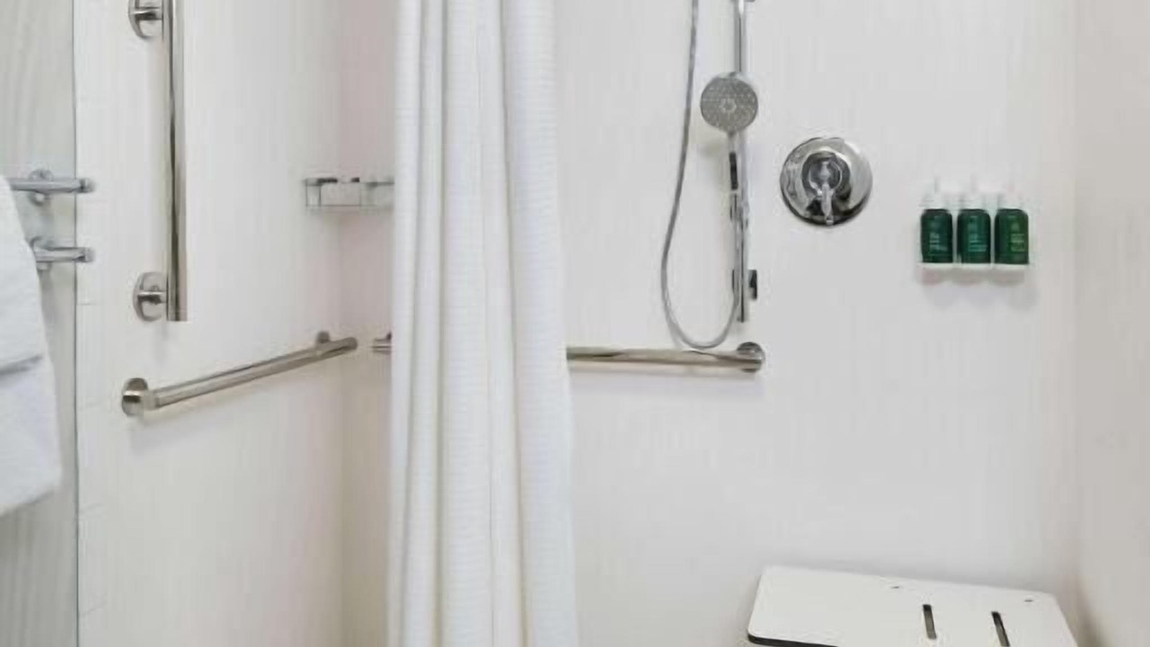 Photo of Bathroom in Newark